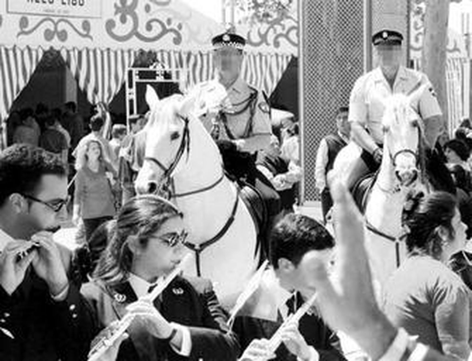 Una imagen de archivo de la Policía Local a caballo en la Feria de Primavera.