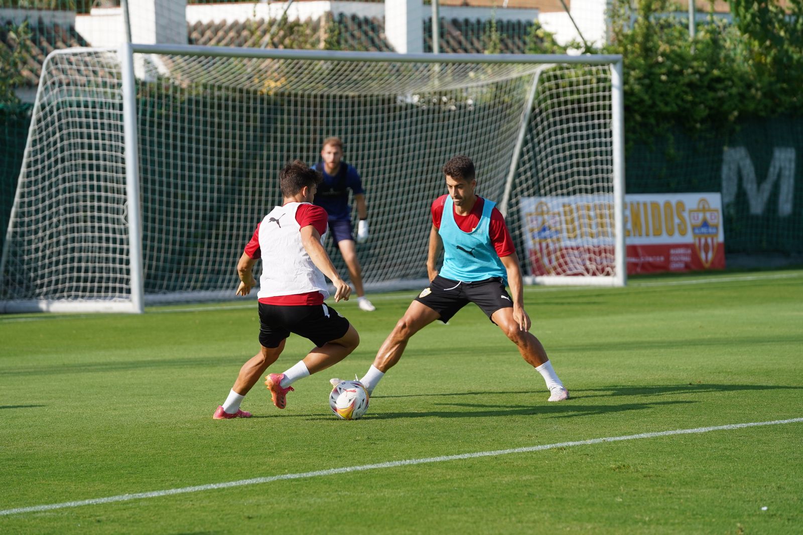 Imágenes del entrenamiento matinal de la UDA de este martes