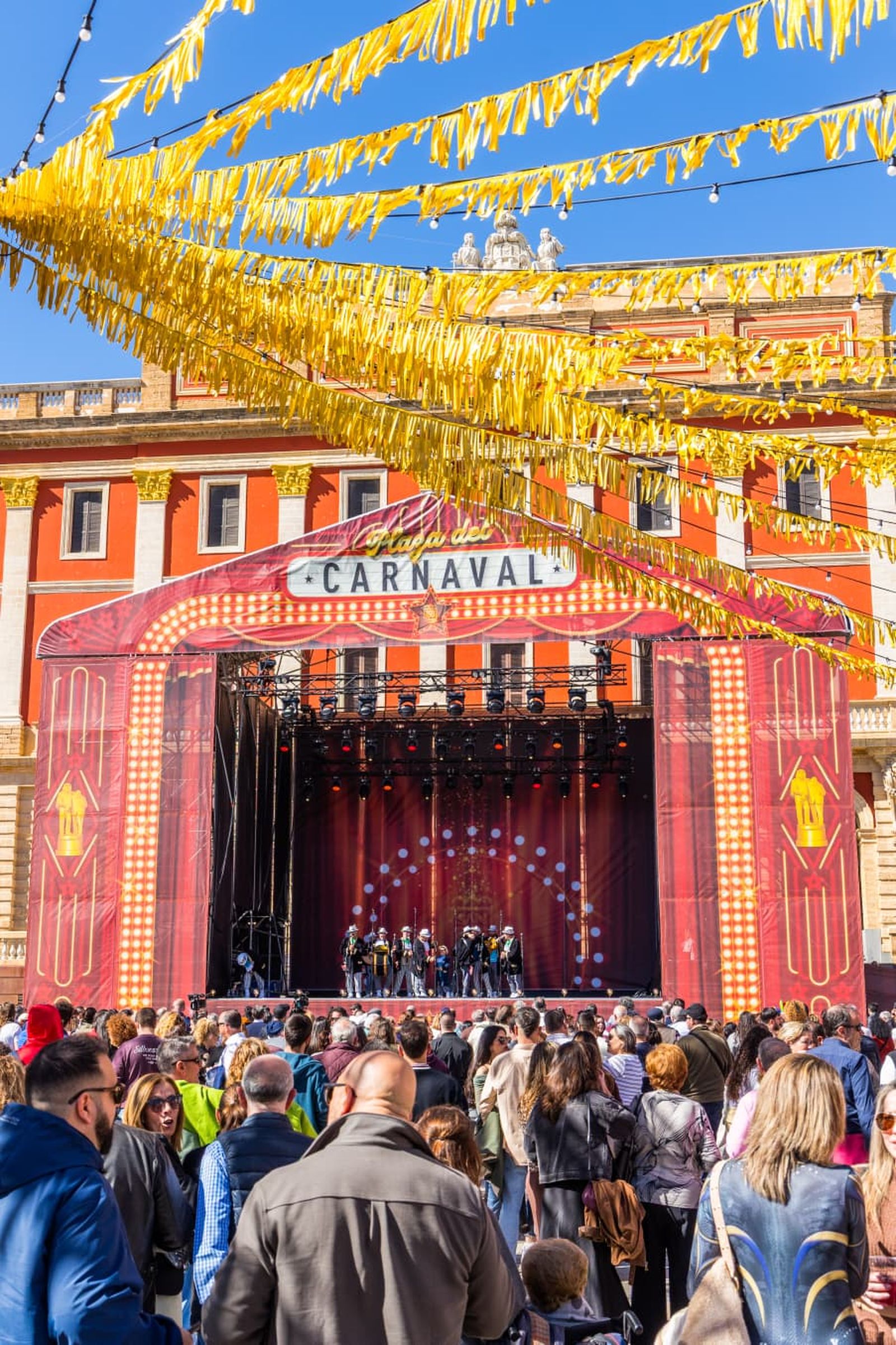 Las imágenes del sábado de Carnaval en San Fernando