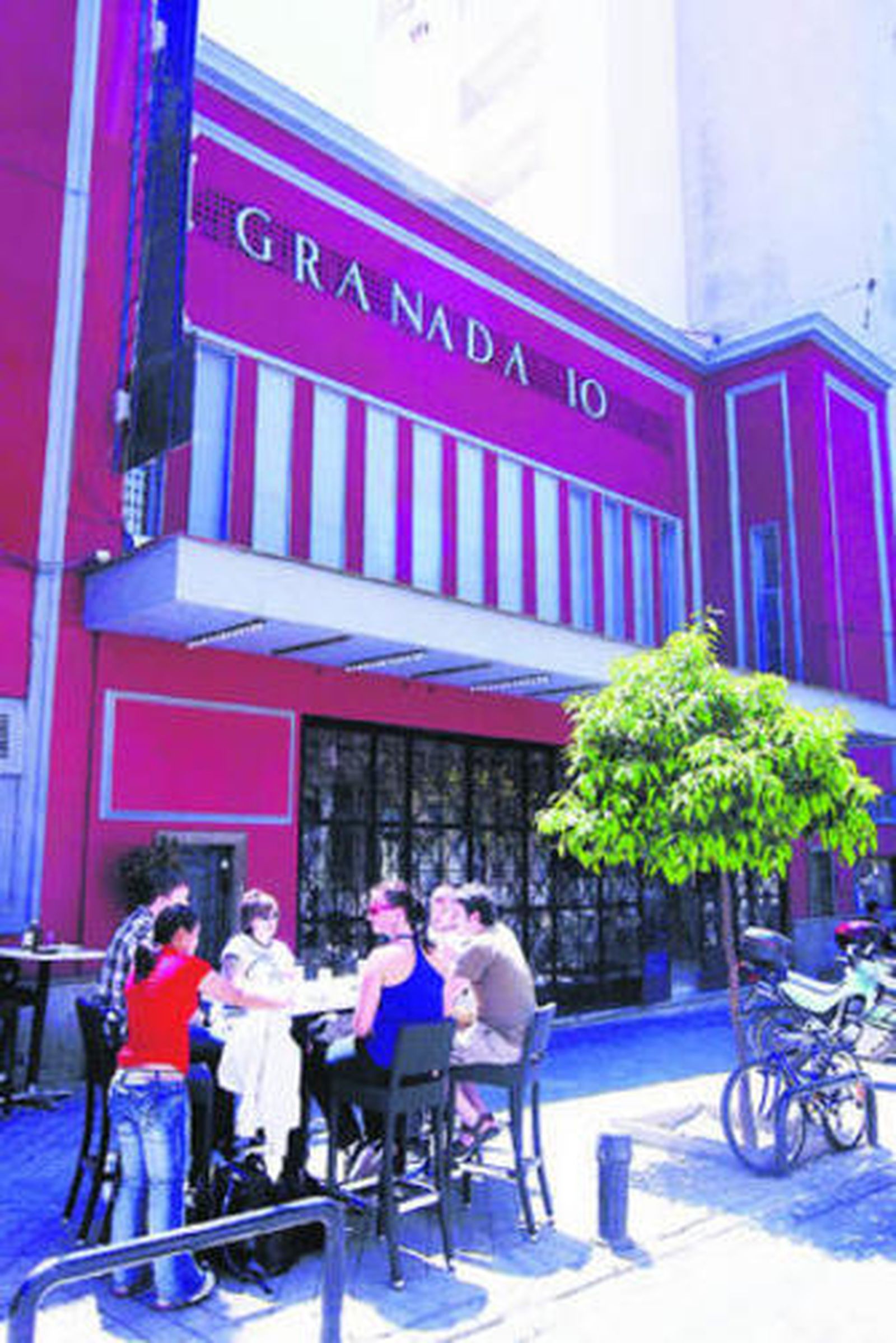 Portada de la discoteca que recibió las quejas.