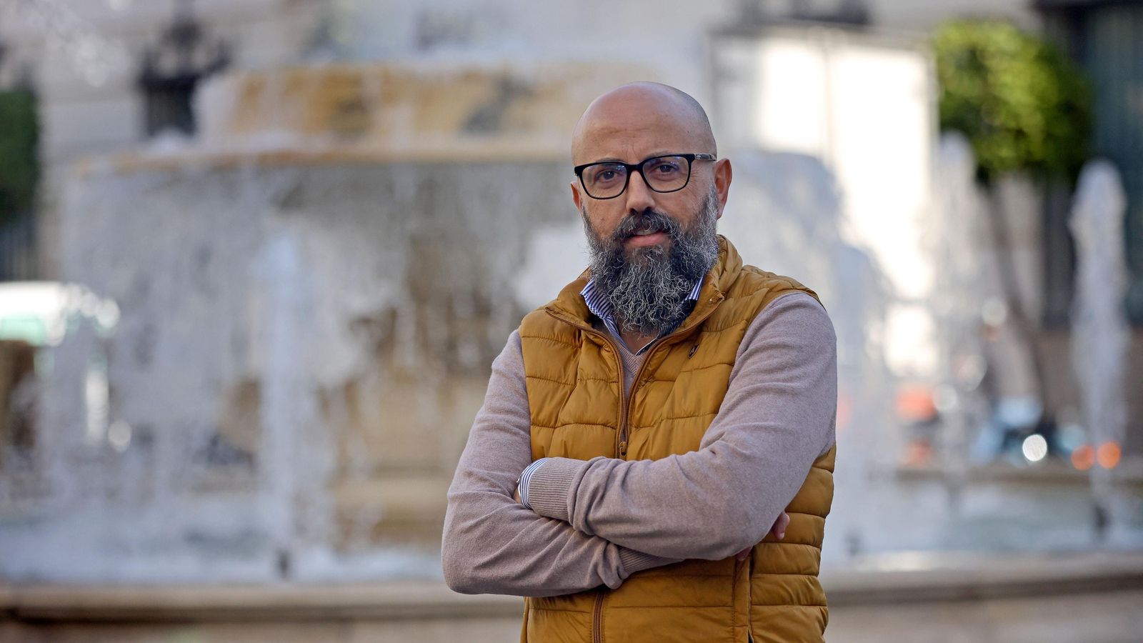 El dirigente azulino, en la Rotonda de los Casinos.