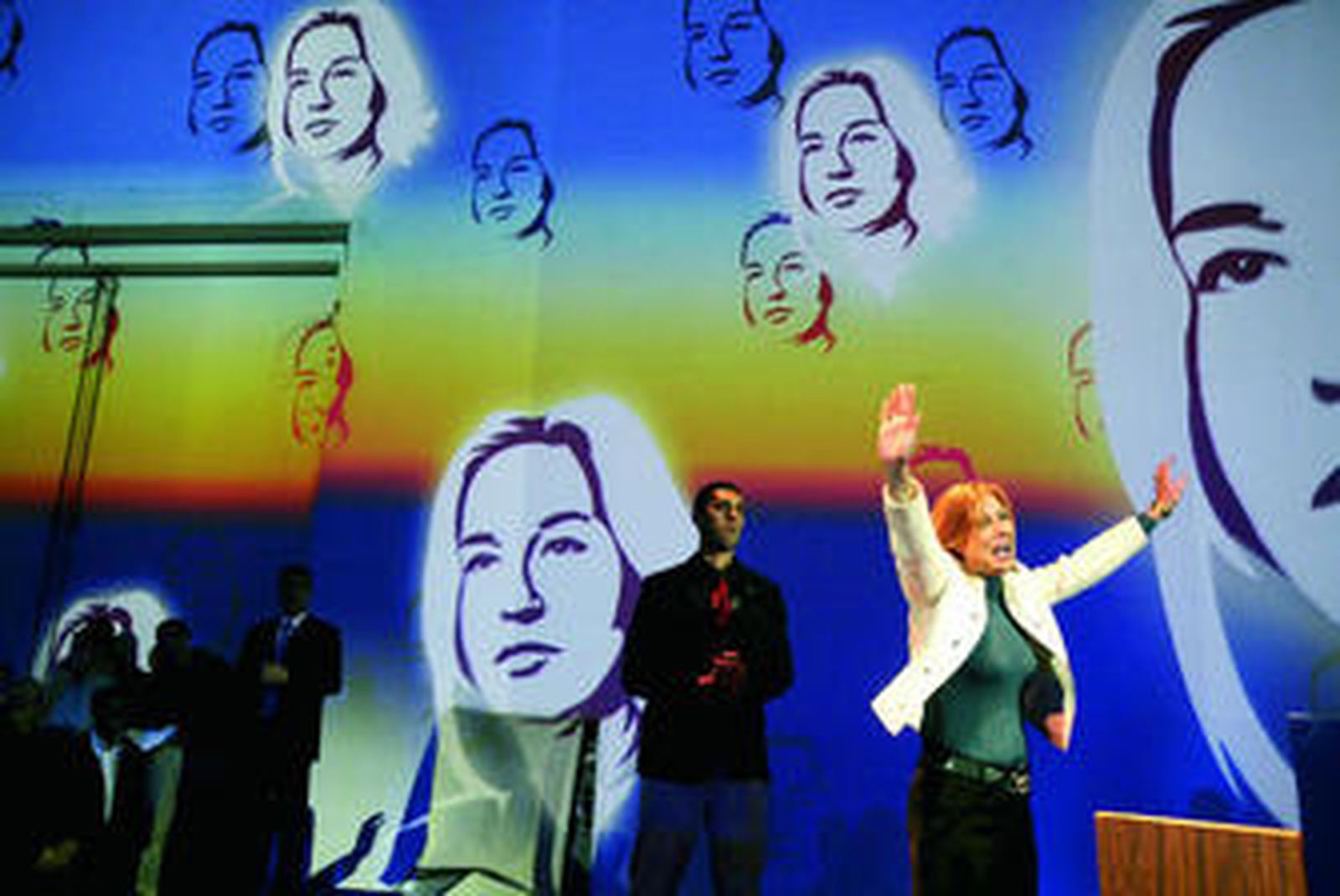 Tzipi Livni se reunió con sus seguidores el martes en Tel Aviv para celebrar su victoria electoral, aunque sus posibilidades son escasas.