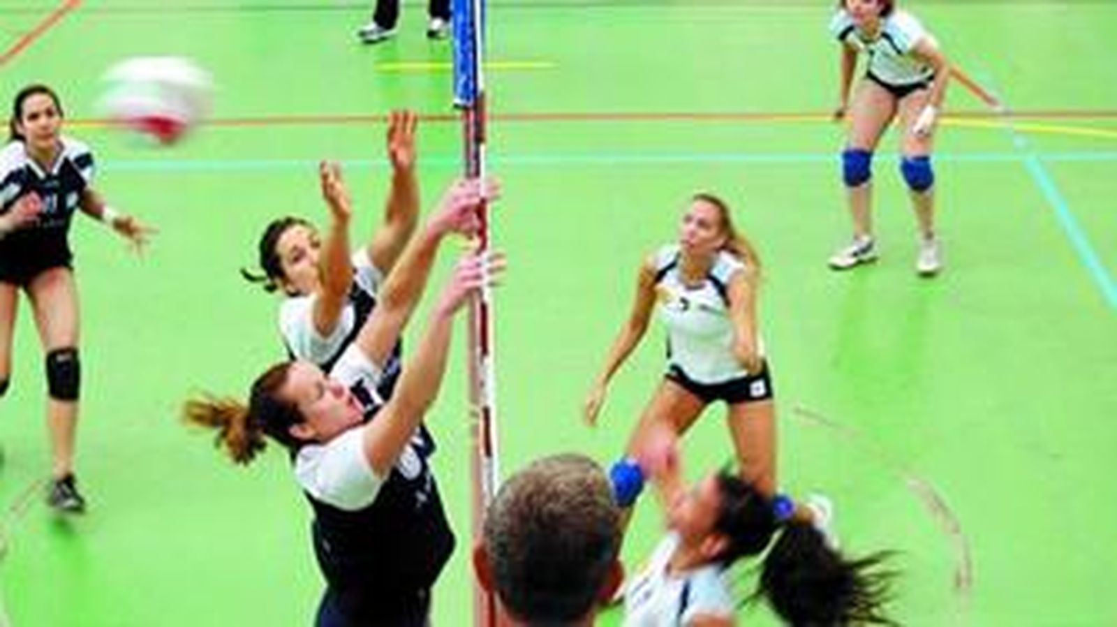 Las granadinas eliminaron el pasado lunes a la Universidad de Almería y hoy juegan contra la de Málaga.