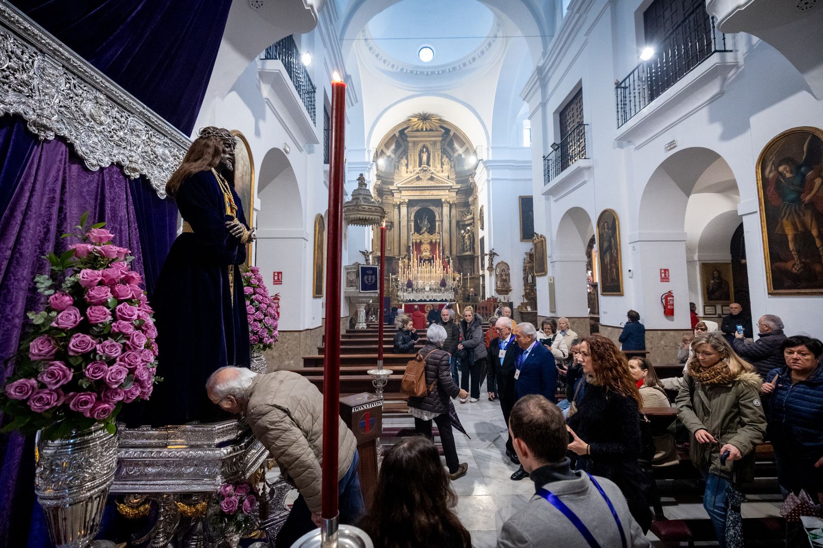 Besapié a Jesús de Medinaceli el primer viernes de marzo en la iglesia de San Antonio.
