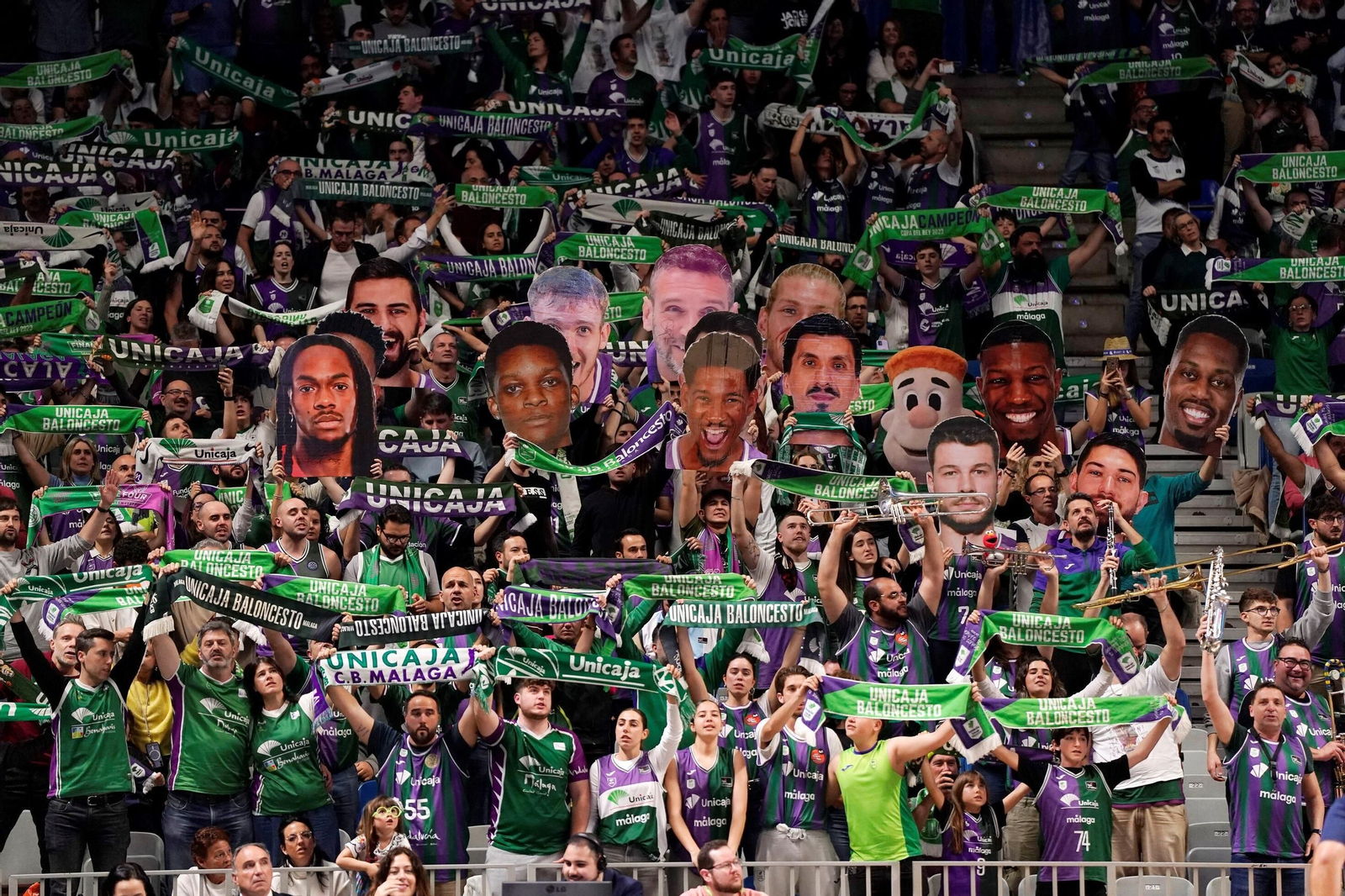 Búscate en las gradas del Carpena en el Unicaja-Baxi Manresa