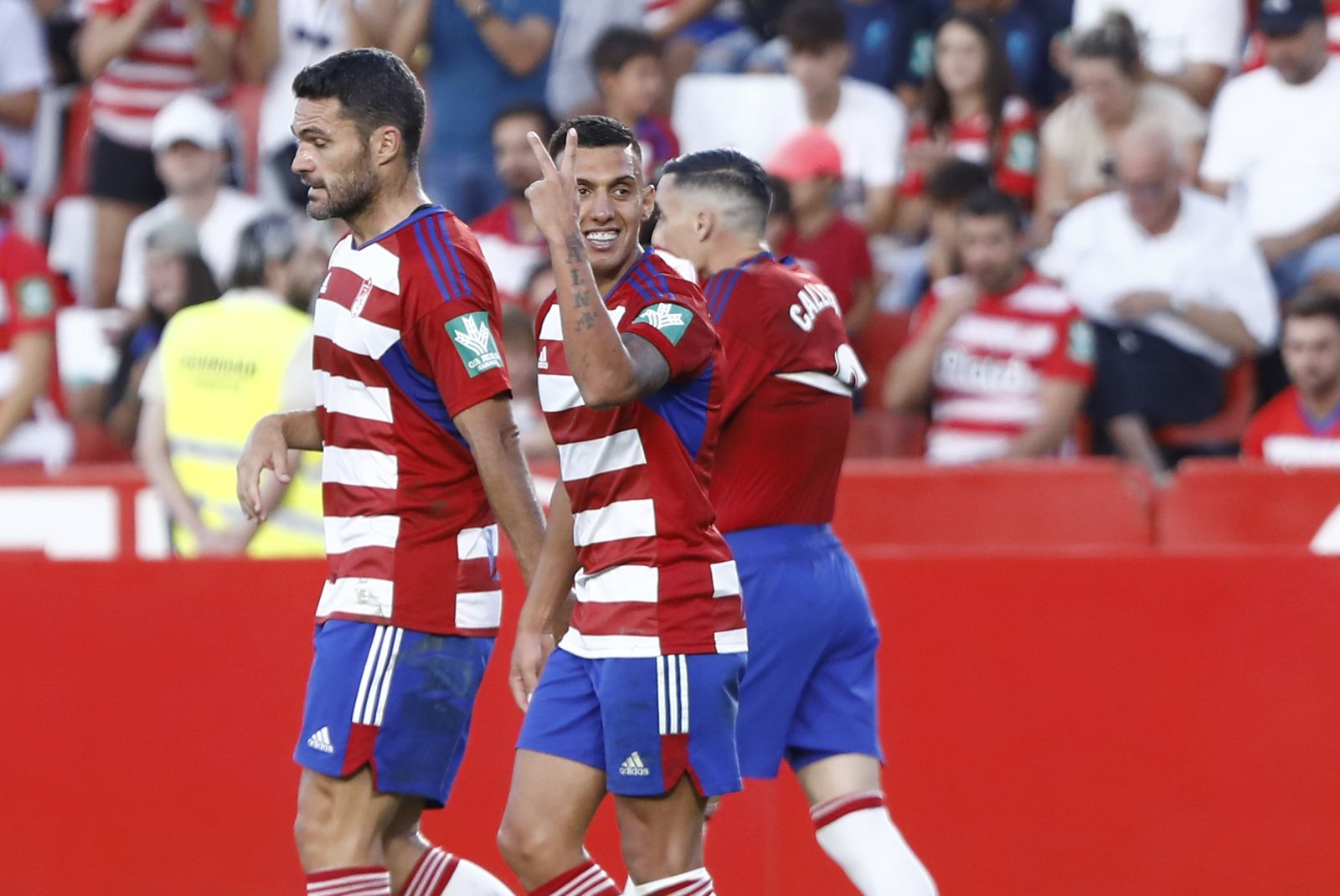 Todos los tantos anotados por Uzuni han sido fuera de Los Cármenes.