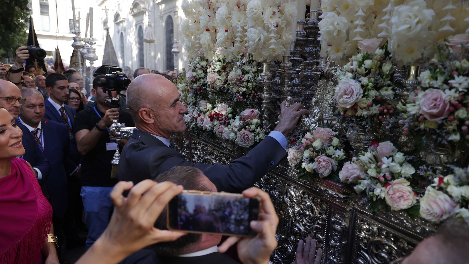 El alcalde llamado al paso de palio.