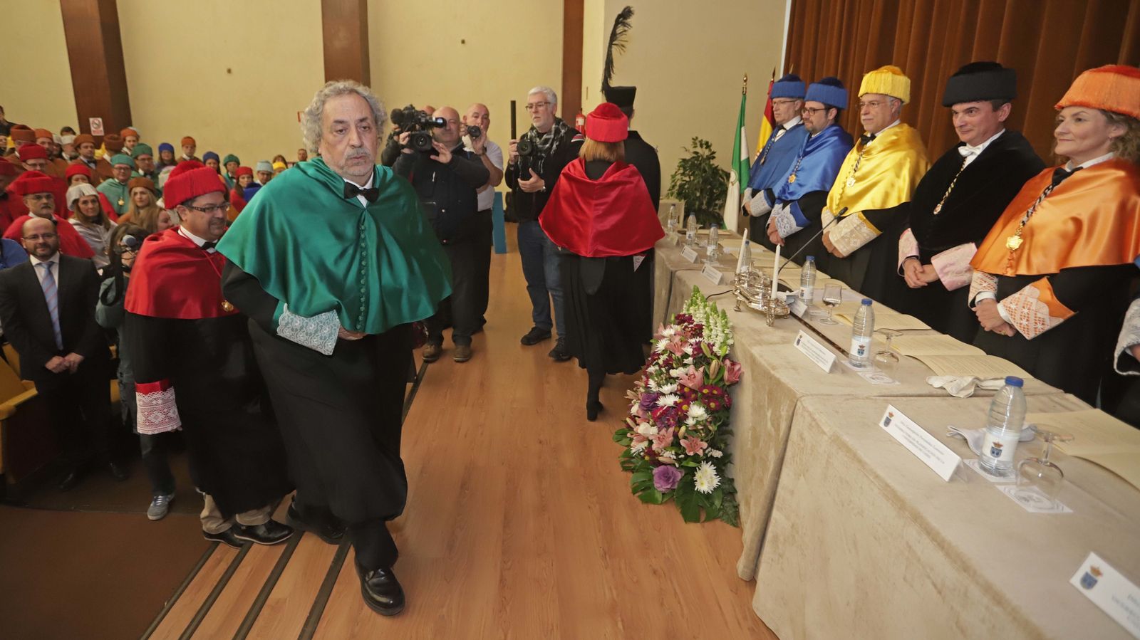 Investidura de Pepe Chamizo como Doctor Honoris Causa en imágenes
