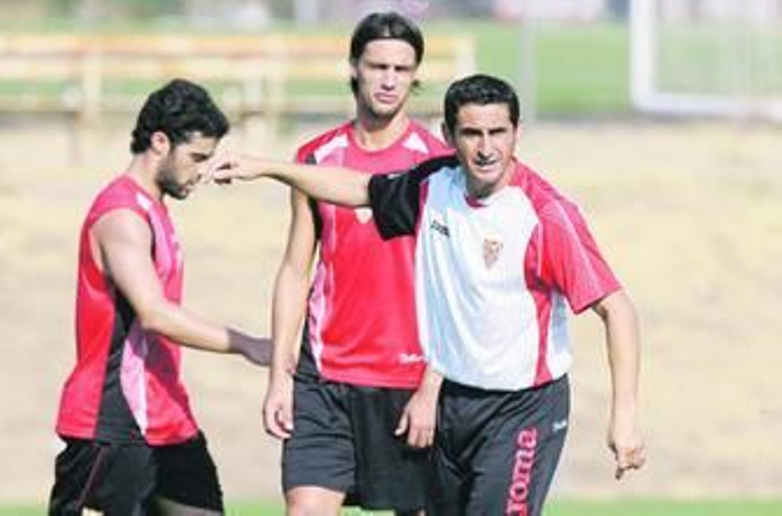 David Prieto, junto a Casado y Jiménez, en un entrenamiento.