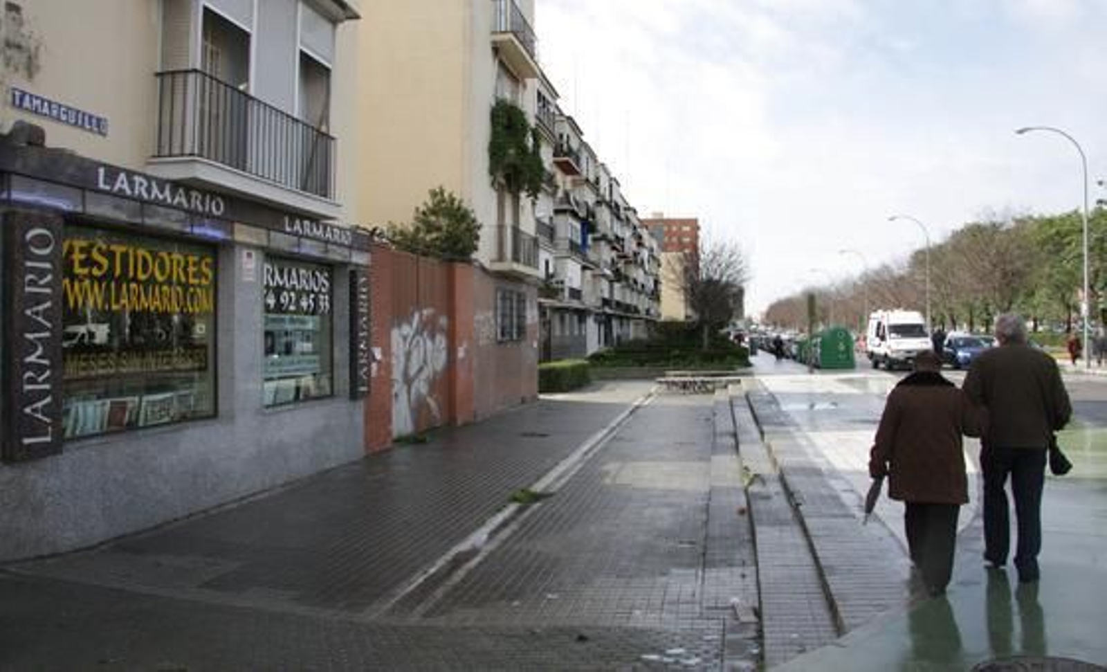 La Ronda del Tamarguillo no logra convertirse en un lugar de esparcimiento ciudadano.

Foto: Belén Vargas