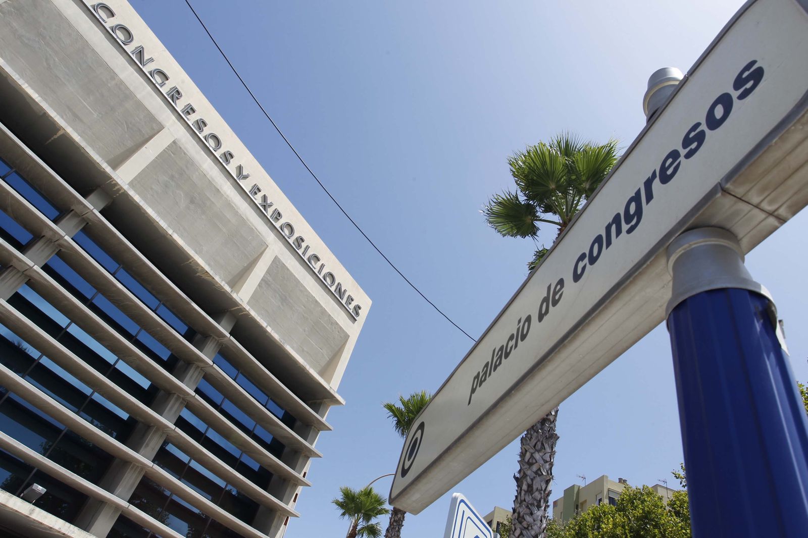 El Palacio de Congresos de La Línea.