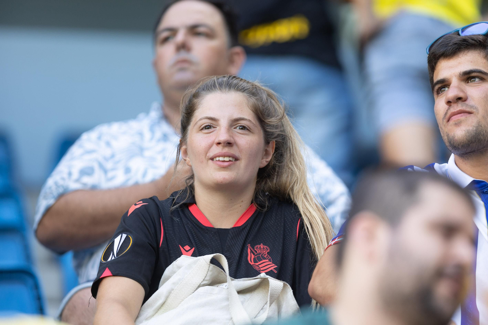 Búscate entre las imágenes del Cádiz - Real Sociedad