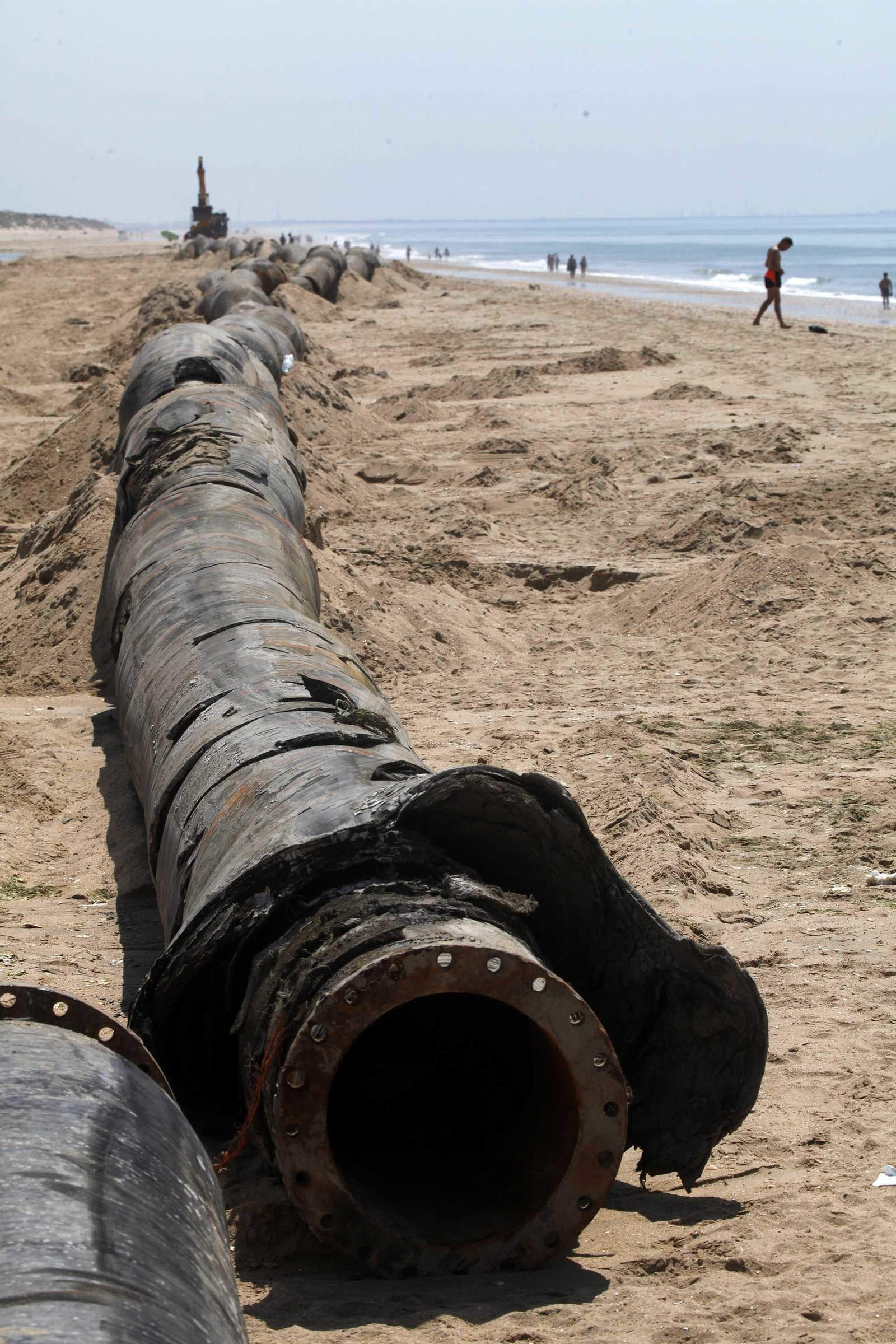 Las imágenes de la recuperación de la playa de La Antilla