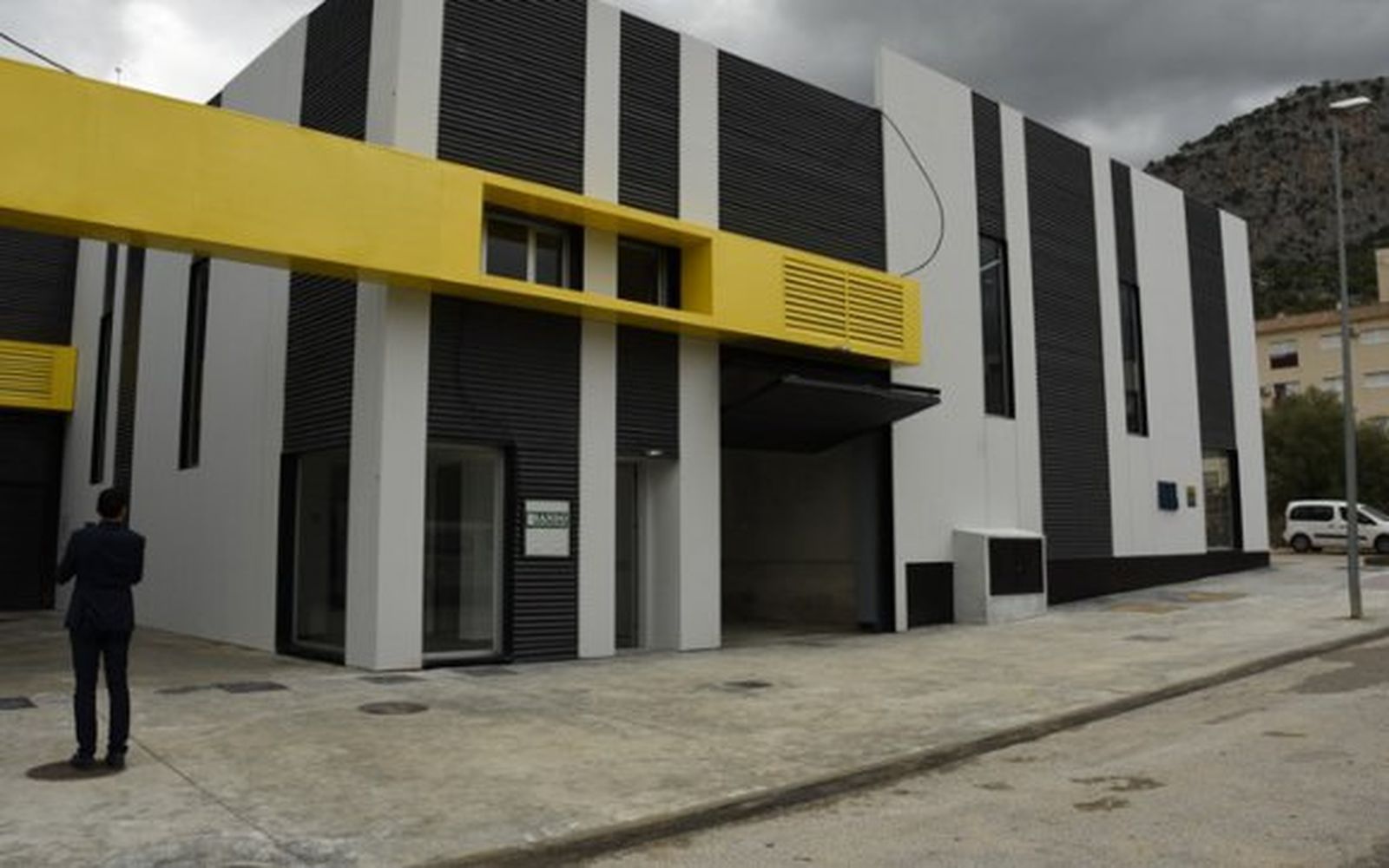 14 ofertas para las 10 naves del vivero de empresas en Ubrique