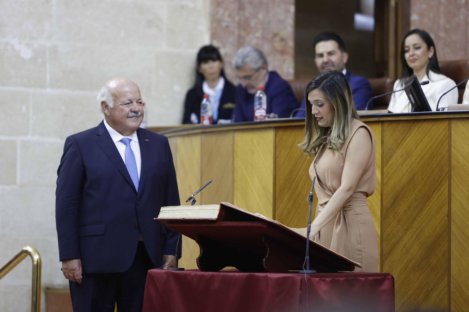 La constitución del Parlamento andaluz, todas las imágenes