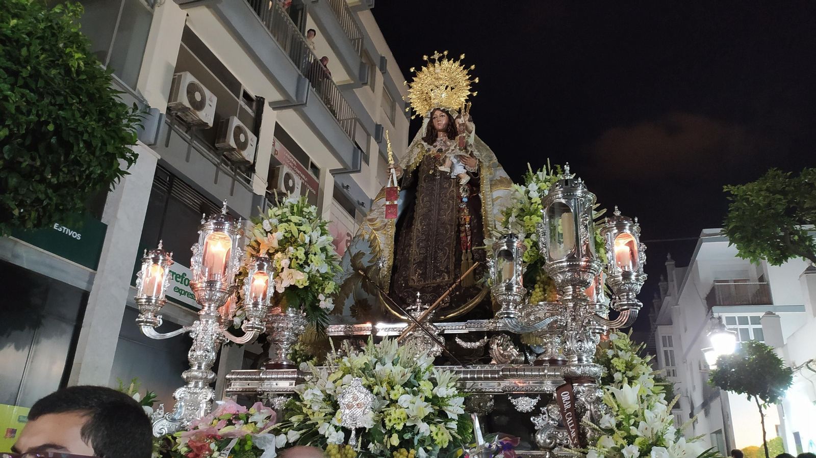 La peregrinación de la Virgen del Carmen en San Fernando, en imágenes