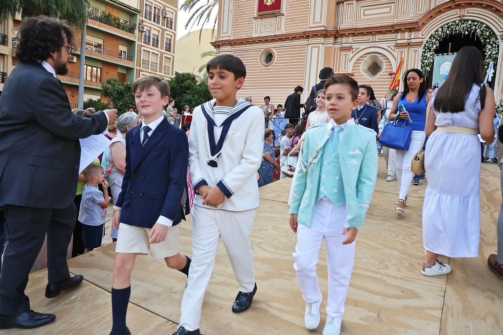 Imágenes de la procesión del Corpus Christi por las calles de Huelva