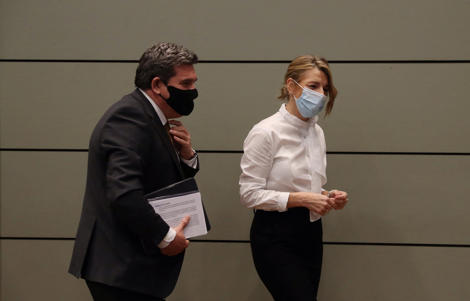 José Luis Escrivá, ministro de Inclusión, y Yolanda Díaz, ministra de Trabajo