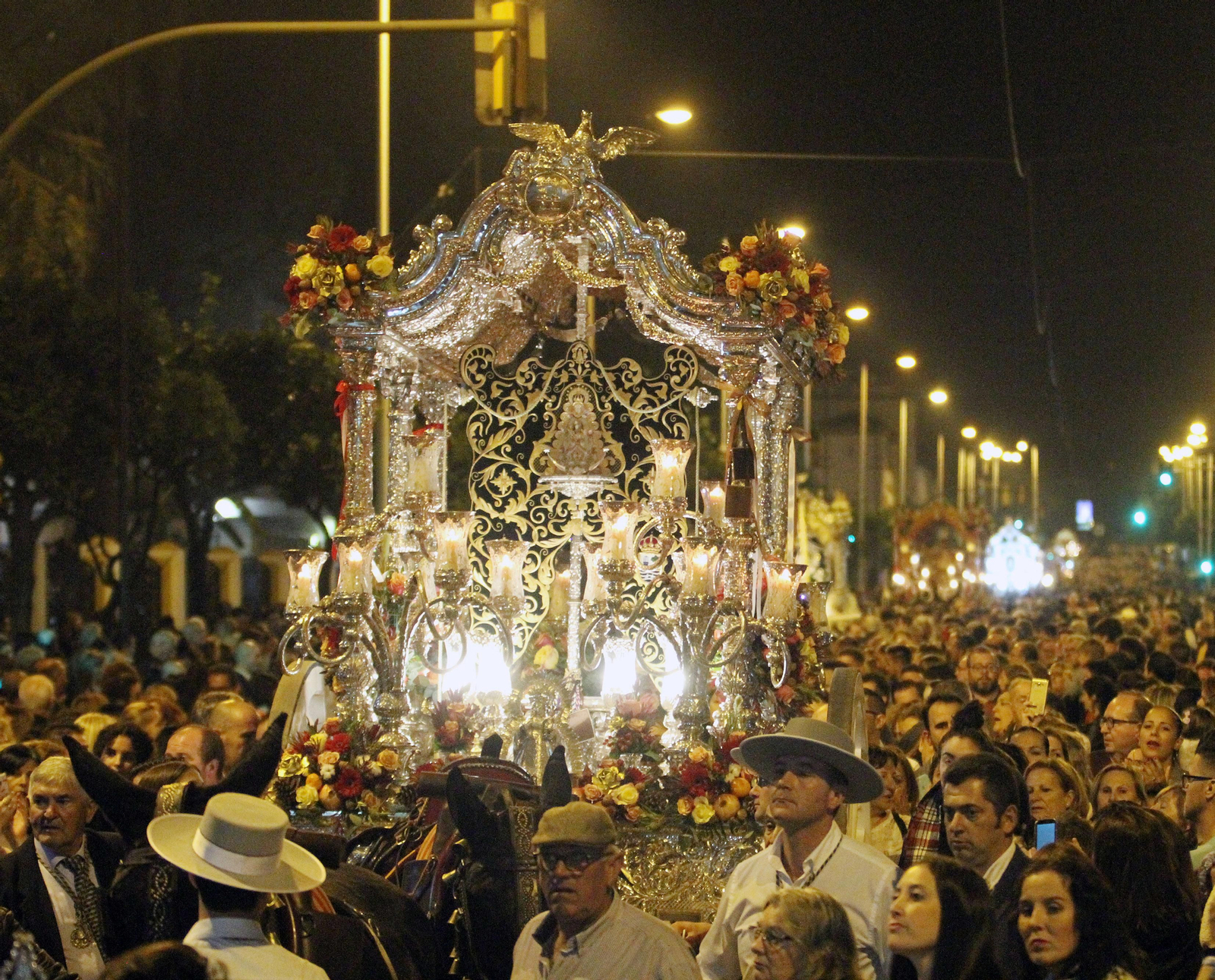 La procesión Magna Rociera en imágenes
