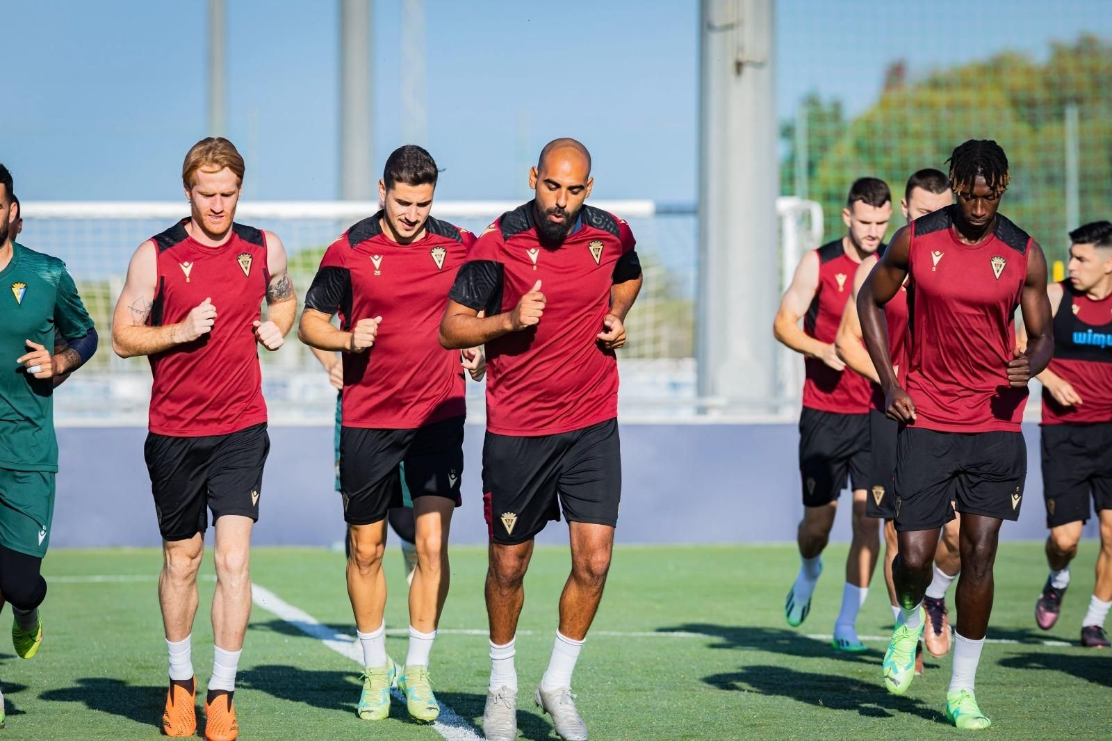 Las imágenes del primer entrenamiento del Cádiz CF en la temporada 2023/24