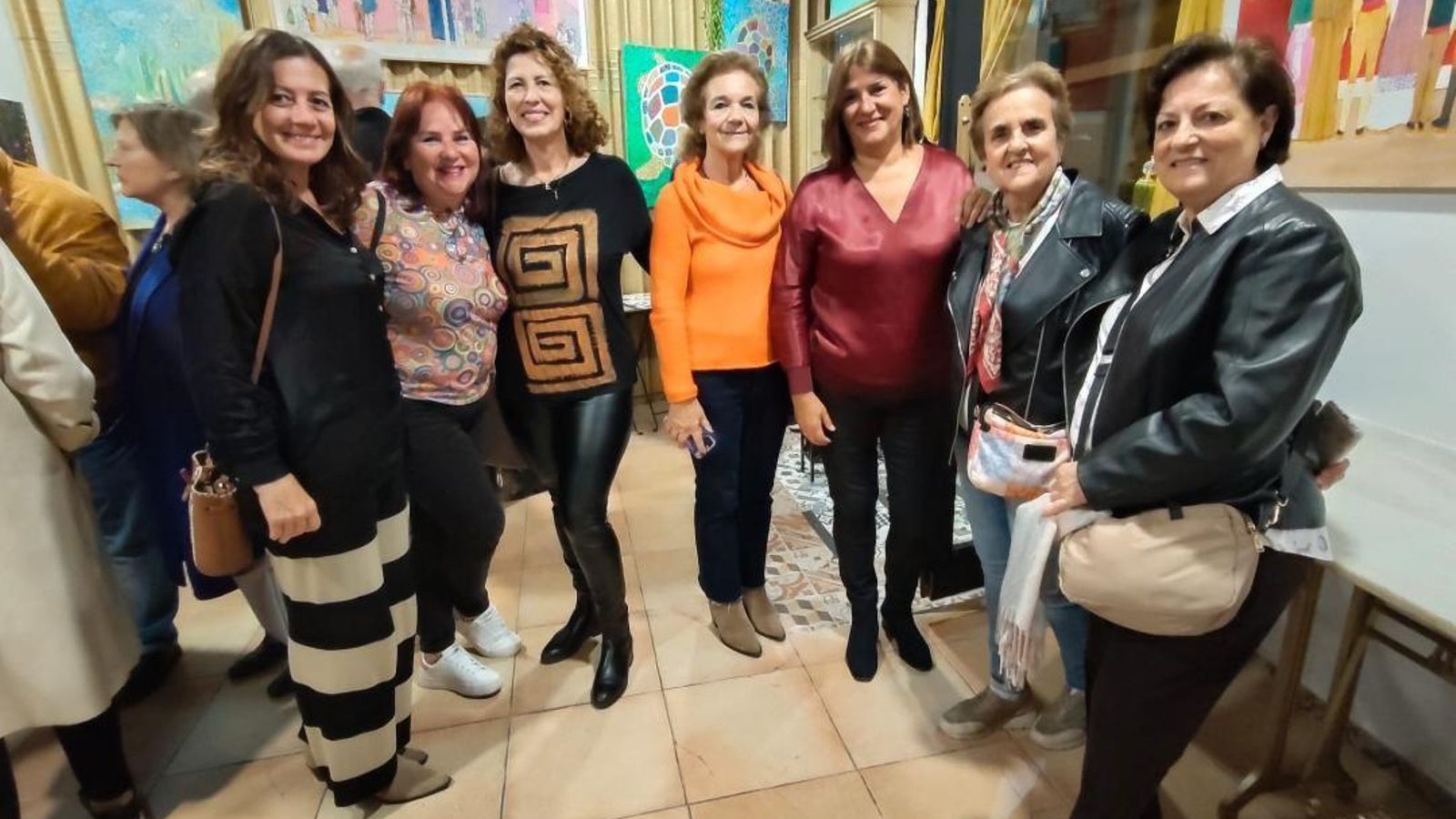 Carmen Montes, María Rosa Vendoiro, Elena Escandón, Mucky Oliden, Rocío Soloaga, Fina Larrán y Felisa Pérez.