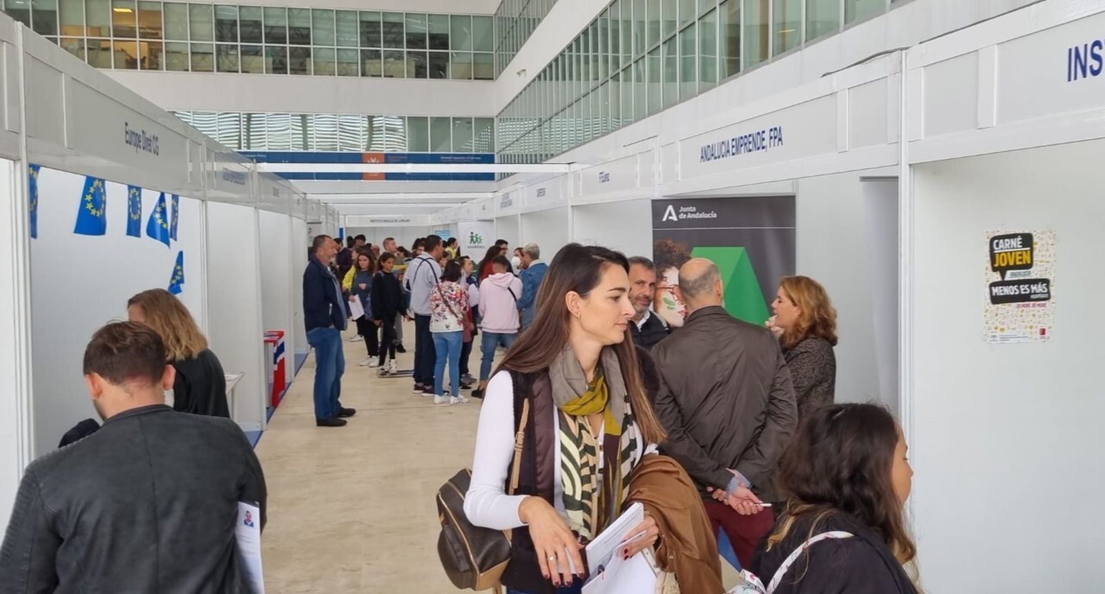 Imagen de la Feria de Empleo de la UCA en el Campus de Jerez