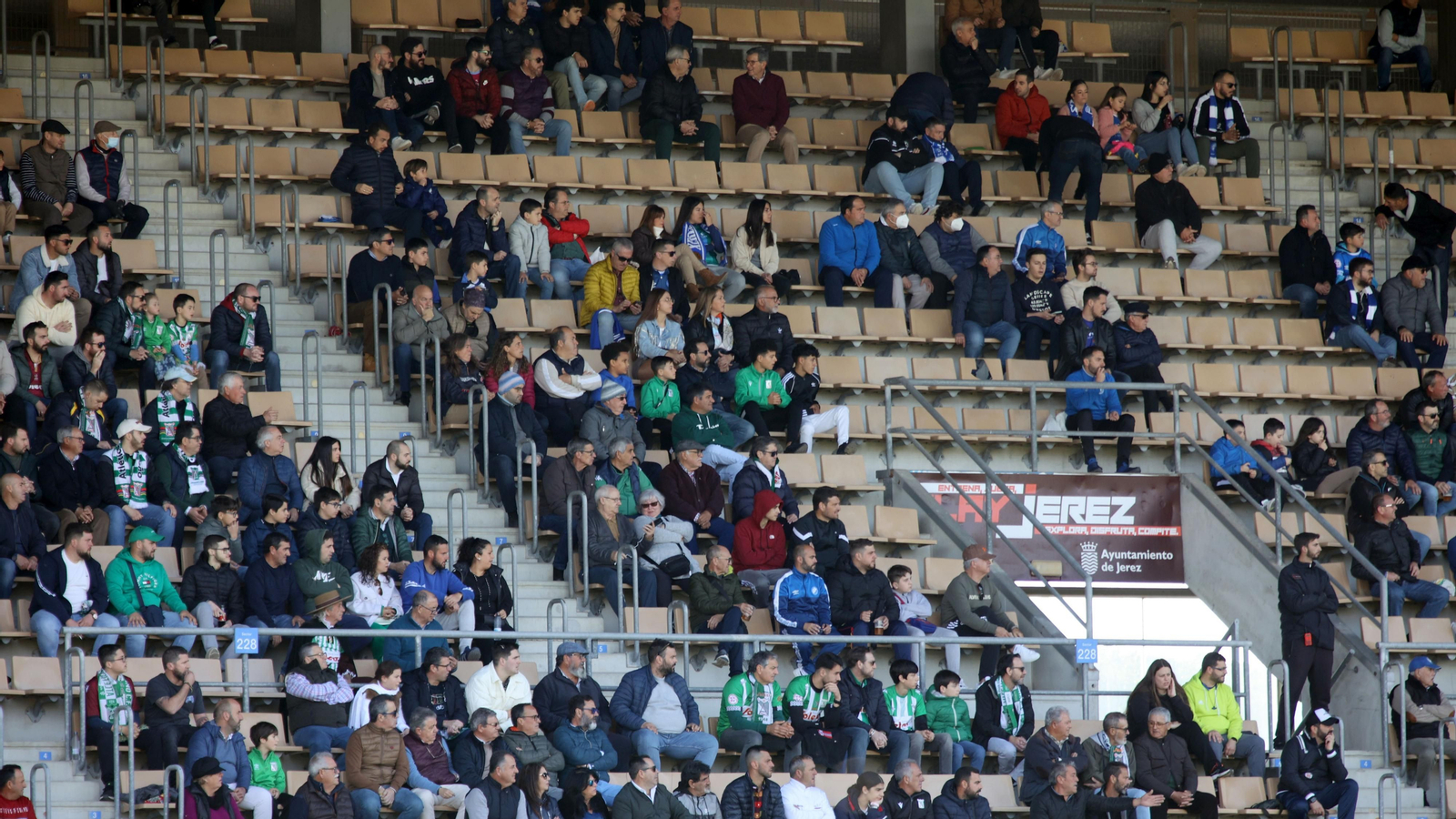 Búscate en el partido Xerez DFC - Atlético Sanluqueño en Chapín