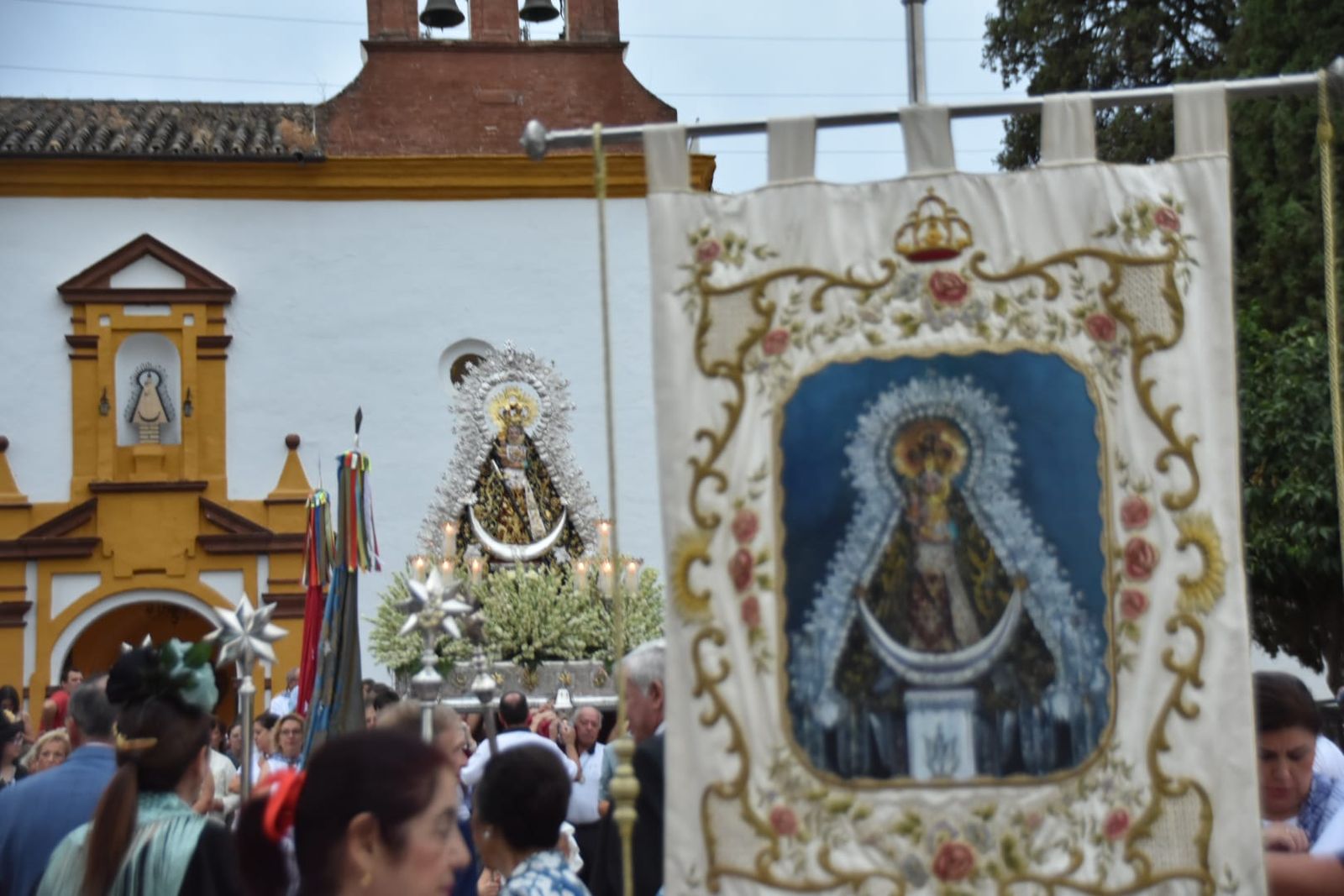 La procesión de la Virgen de la Estrella en Villa del Río, en imágenes