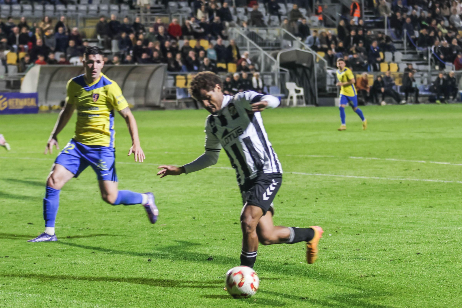 Las fotos del Orihuela-Balona de Segunda Federación
