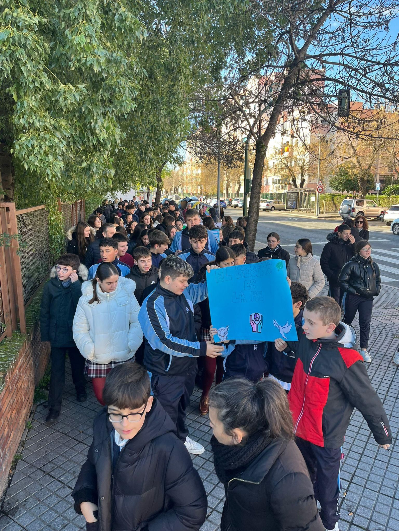 Los colegios de Córdoba celebran el Día de la Paz, en imágenes