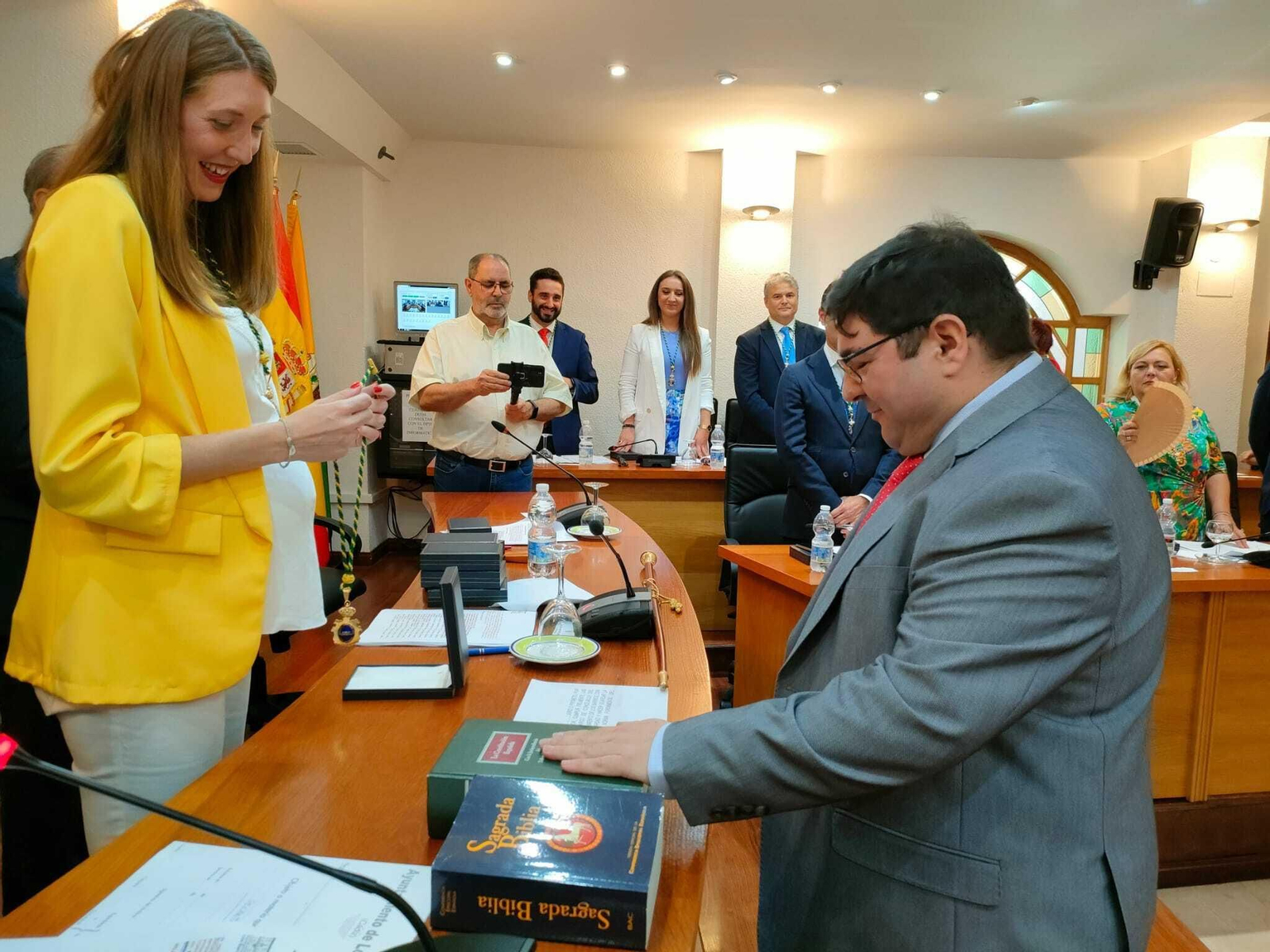 La investidura de Miguel Alconchel como alcalde de Los Barrios, en imágenes