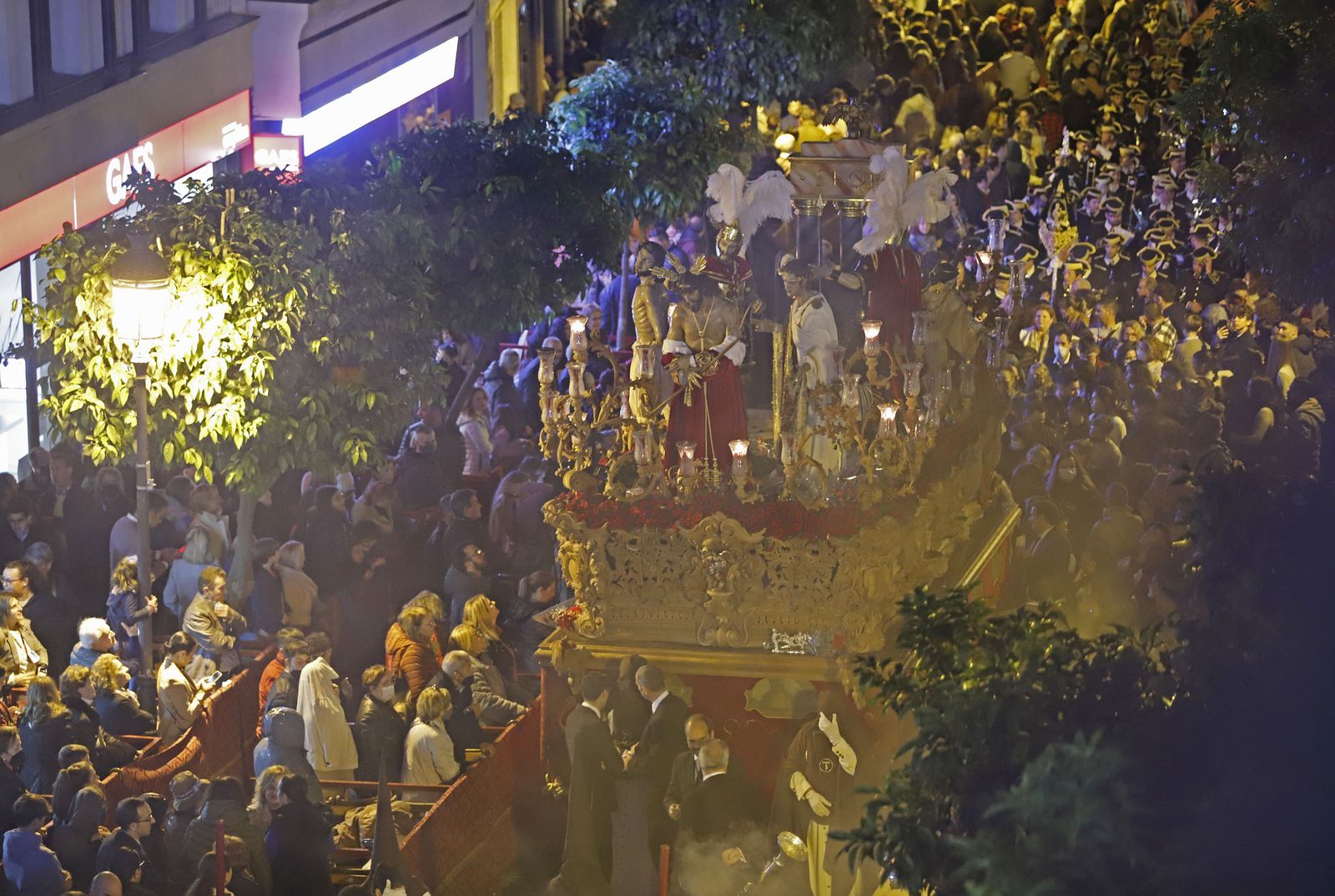 Las mejores imágenes del Martes Santo en Huelva