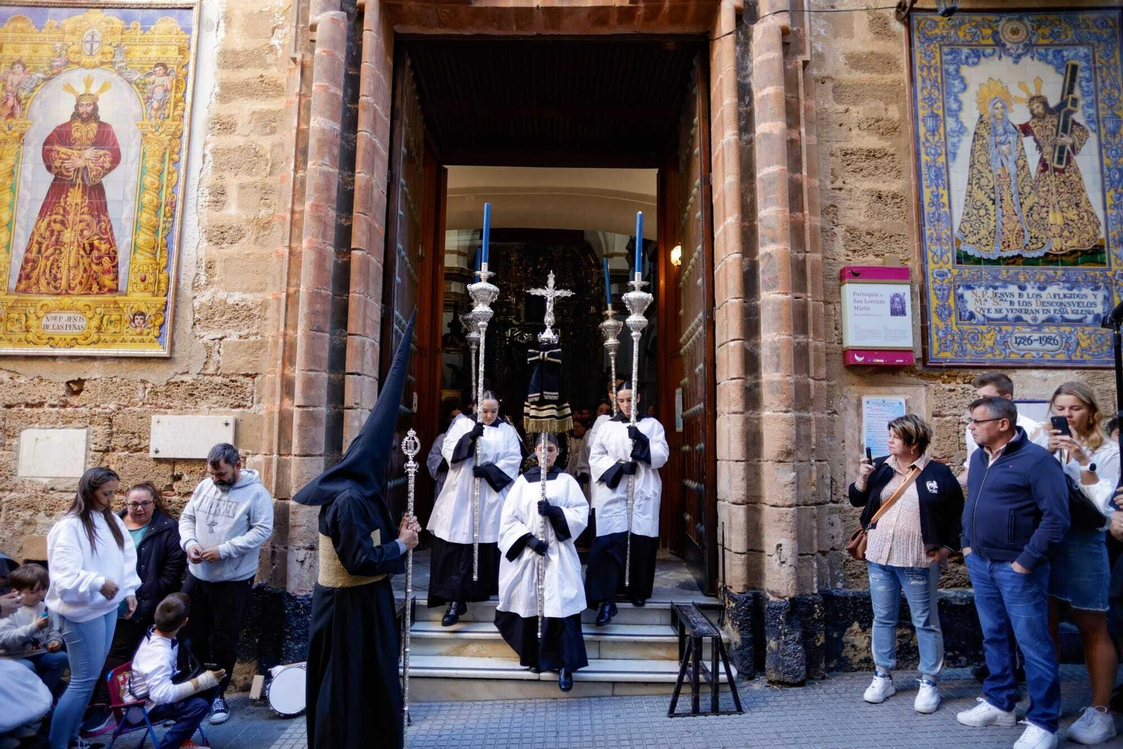 Las imágenes de la cofradía del Descendimiento en la Semana Santa de Cádiz 2023