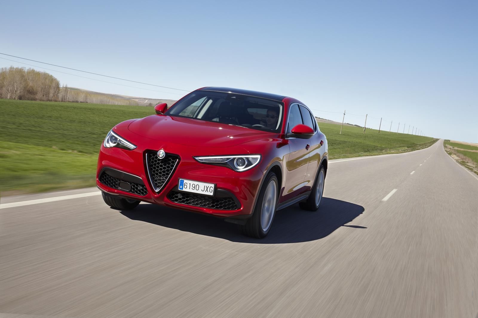 Es el primer todocamino en la historia de Alfa Romeo.