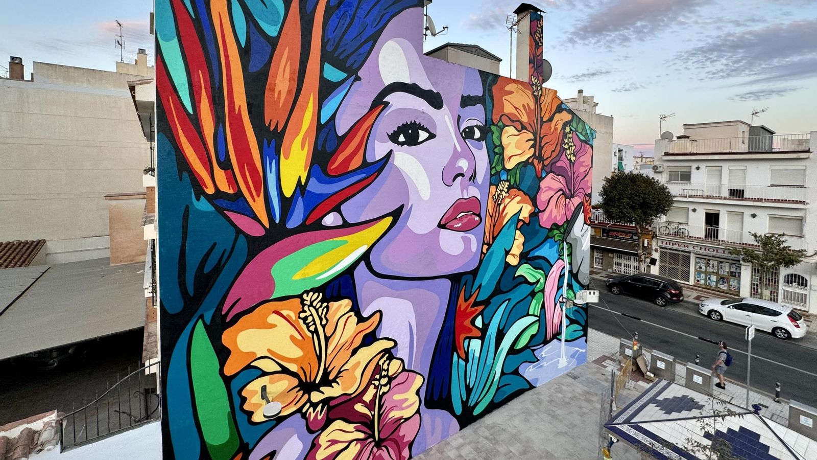 Mural 'Ave del paraíso' de Bosska en Torremolinos