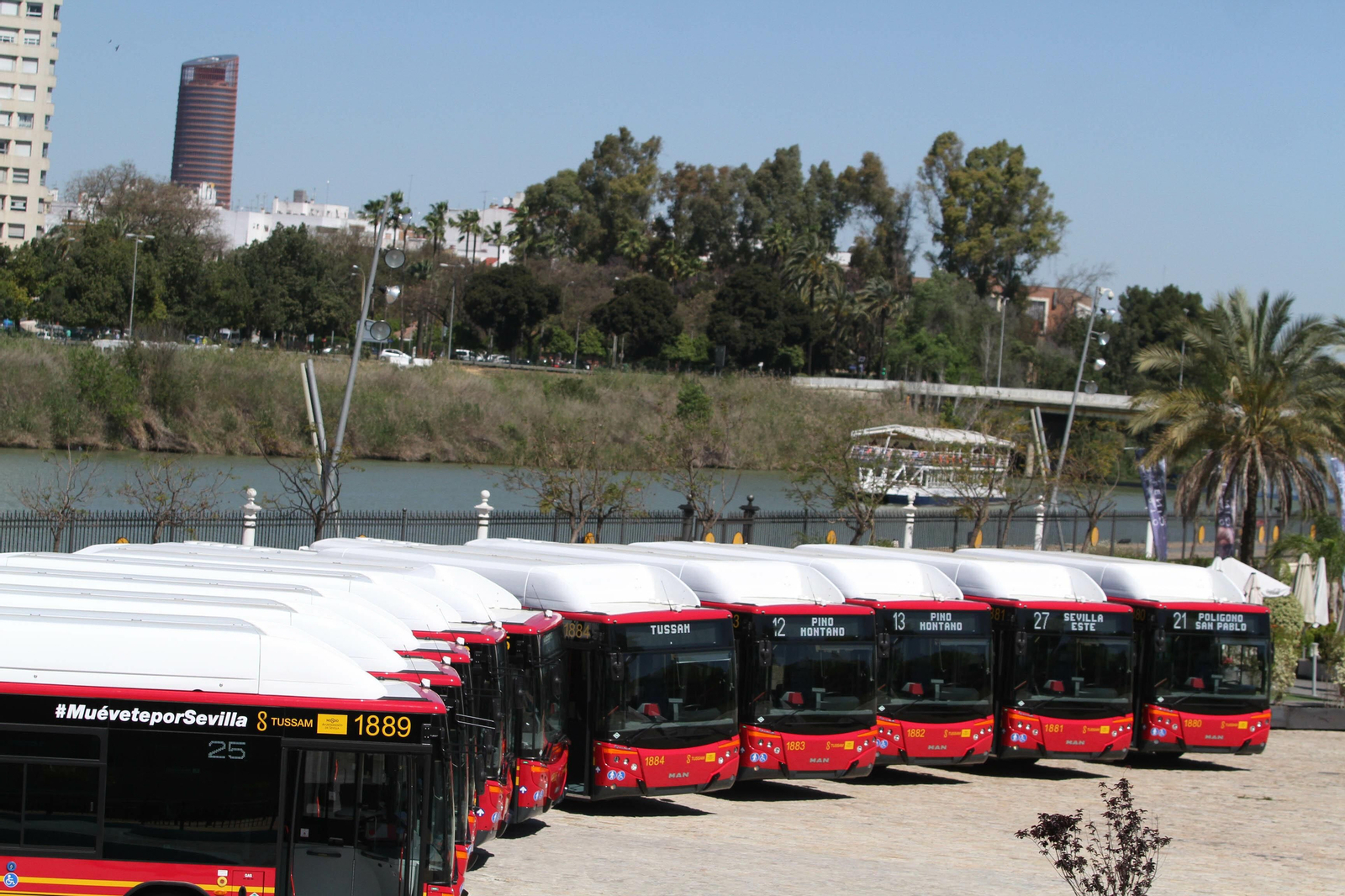 Flota de autobuses urbanos de Sevilla, Tussam.
