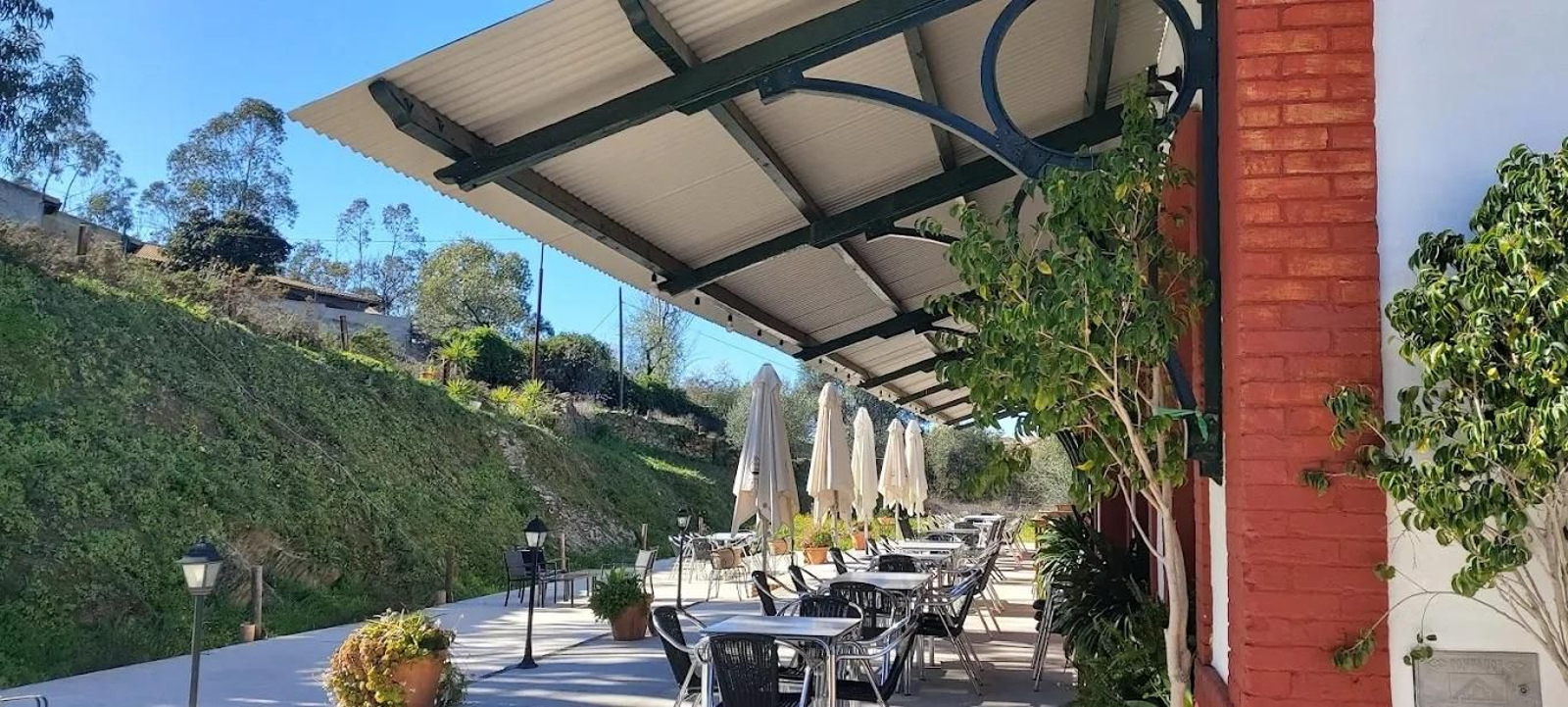 Lo que fue una estación de tren minero es hoy un restaurante donde se come rico y a buen precio