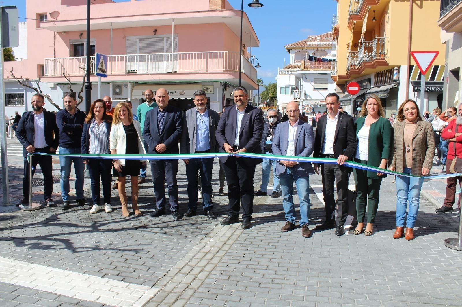 El acto de inauguración de la calle Marbella, en Mijas.