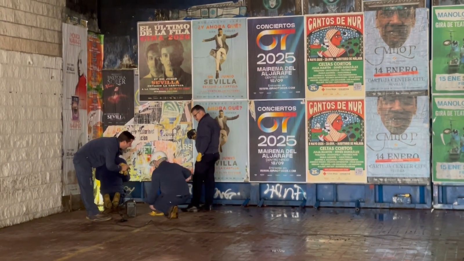 Sevilla cierra el Muro de Defensa ante la crecida del Guadalquivir