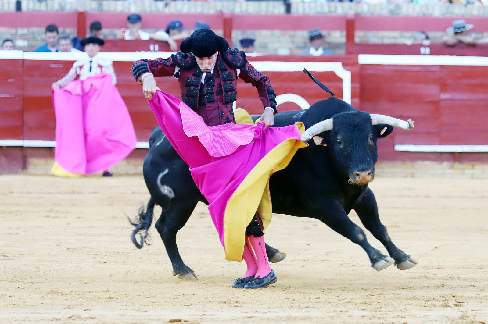 Imágenes de Morante de la Puebla, David de Miranda y Pablo Aguado en la Plaza de Toros La Merced