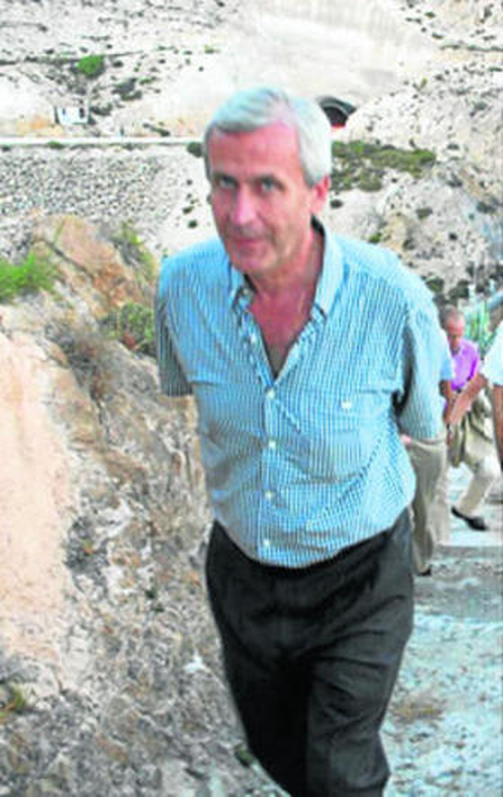 Demetrio Carmona en el Castillo de San Telmo.