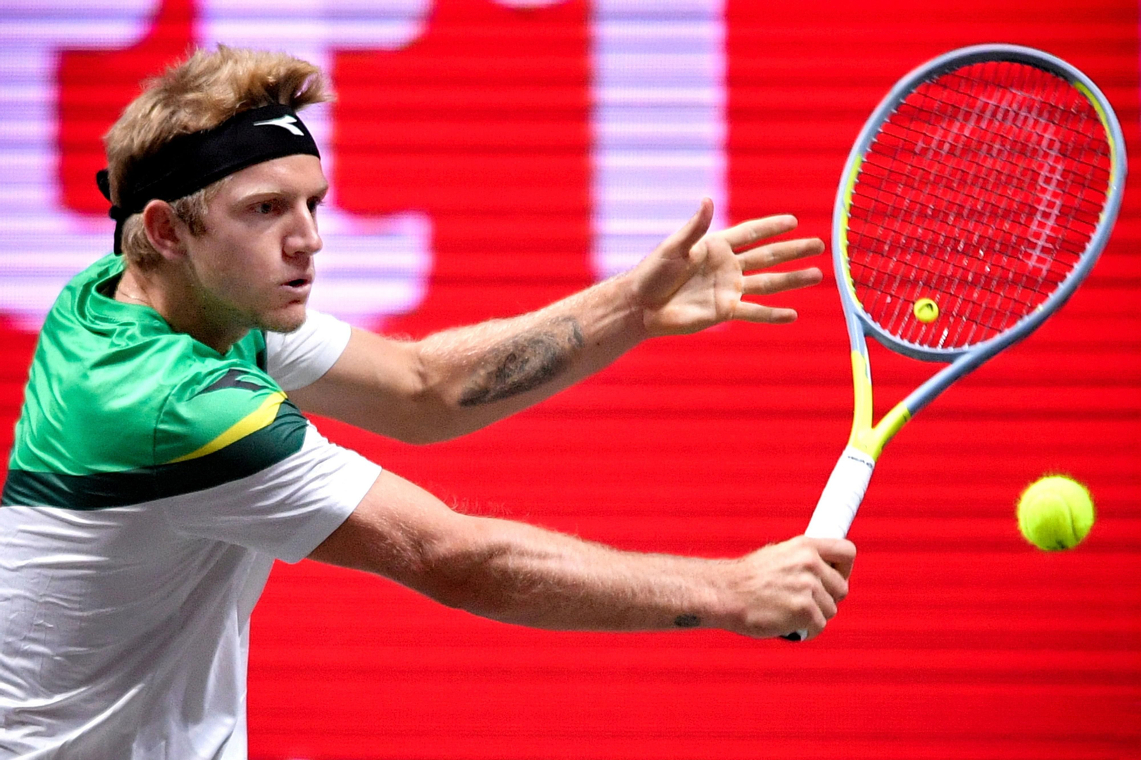 El huracán Davidovich pulveriza a Diego Schwartzman. El huracán Davidovich pulveriza a Diego Schwartzman.
