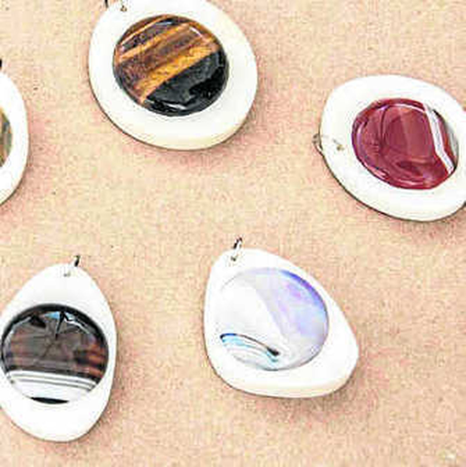 Piezas de Enrique Forjanes.