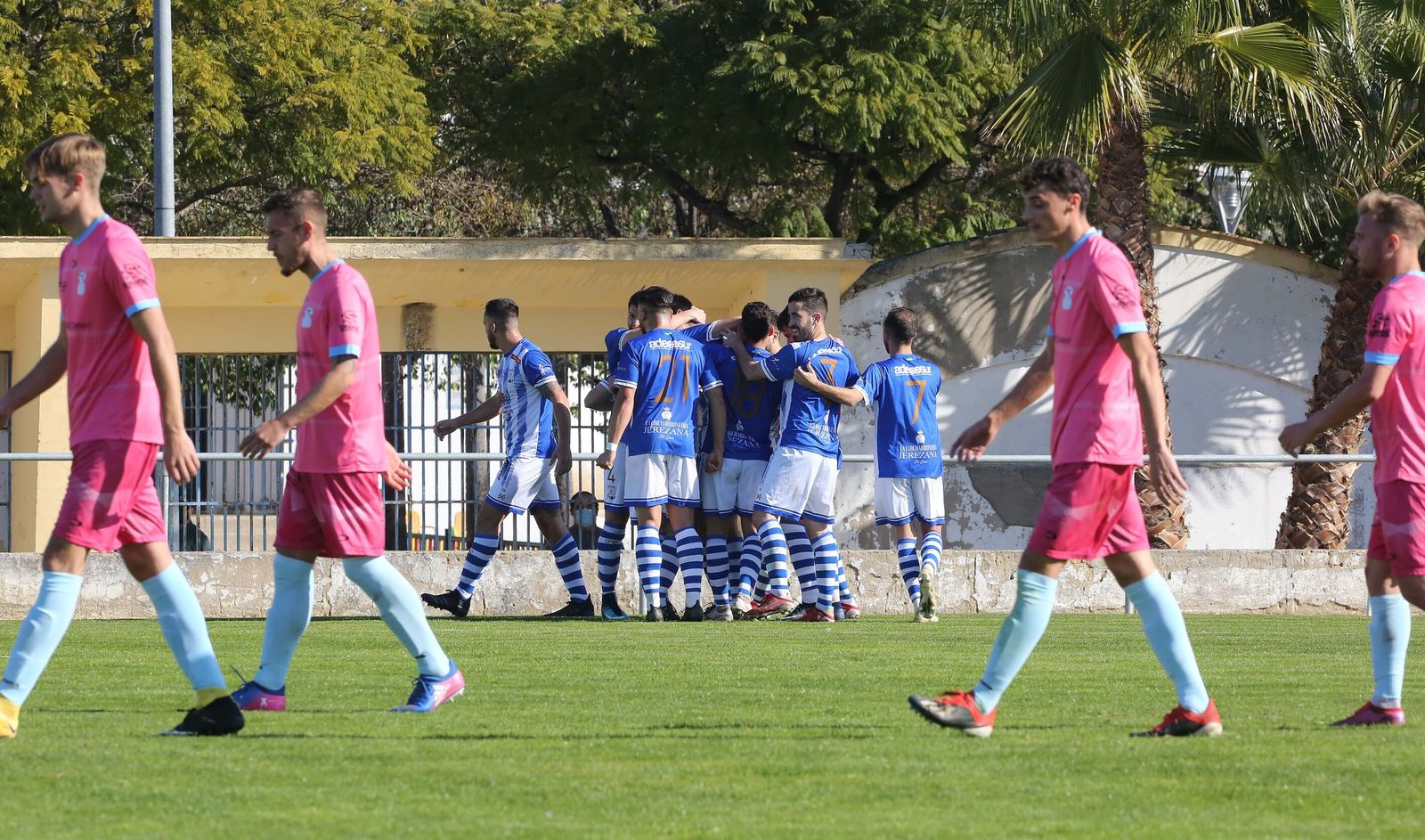Las imágenes del Jerez Industrial - Atlético Algabeño