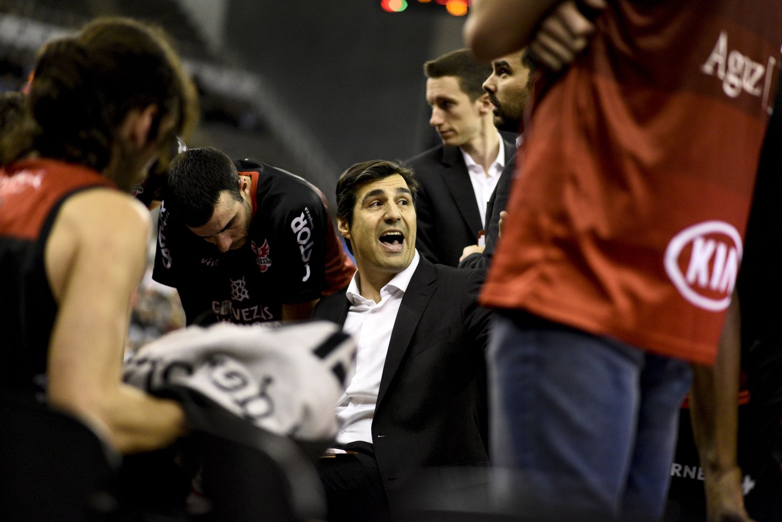 Pablo Pin, como entrenador y director deportivo del club, tendrá trabajo en la nueva temporada.