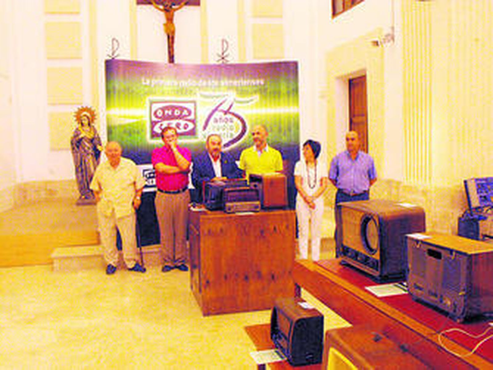 La inauguración de la muestra fue en la Iglesia del municipio.