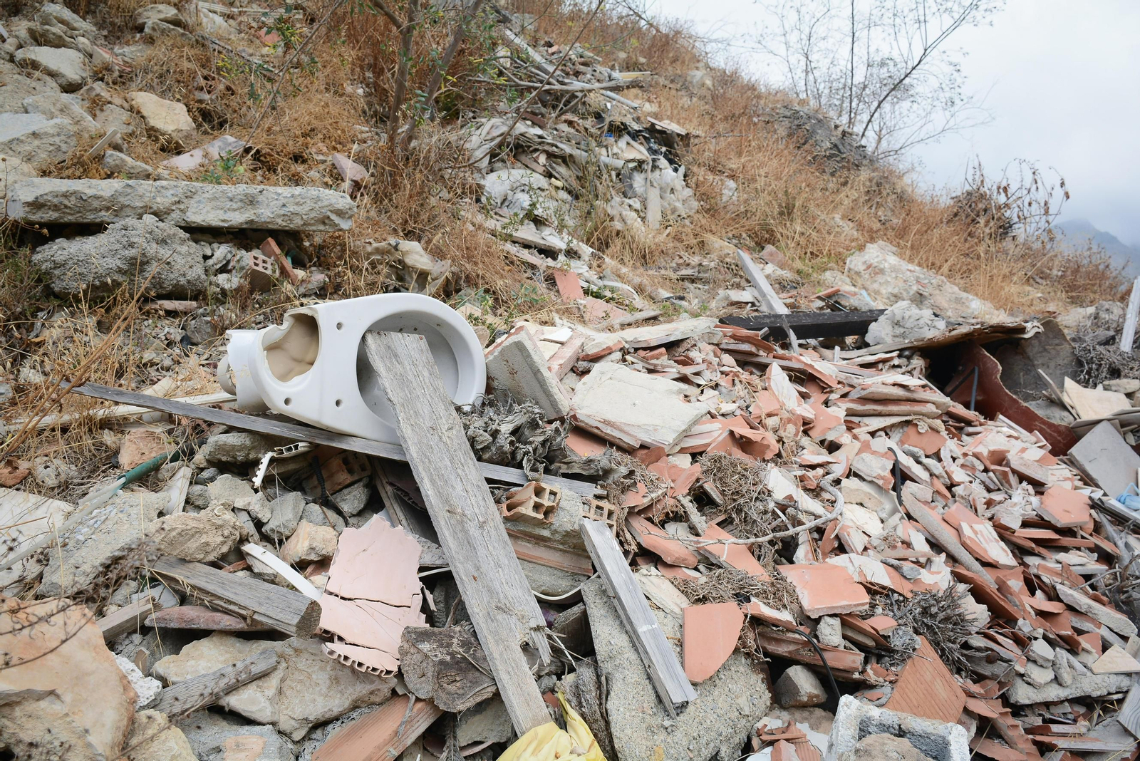 Imagen de archivo del vertedero ilegal de Nerja.