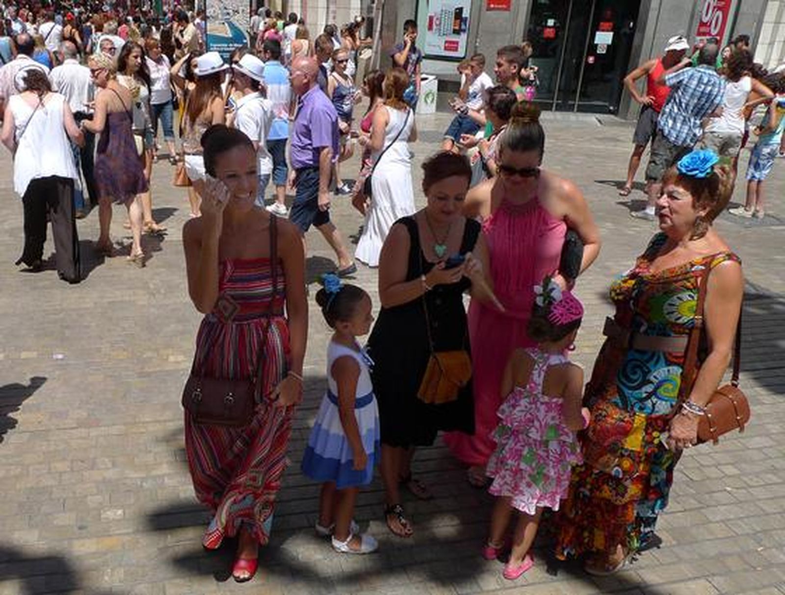 Jolgorio en el Centro y tradición en el Real

Foto: Sergio Camacho-Javier Albiñana