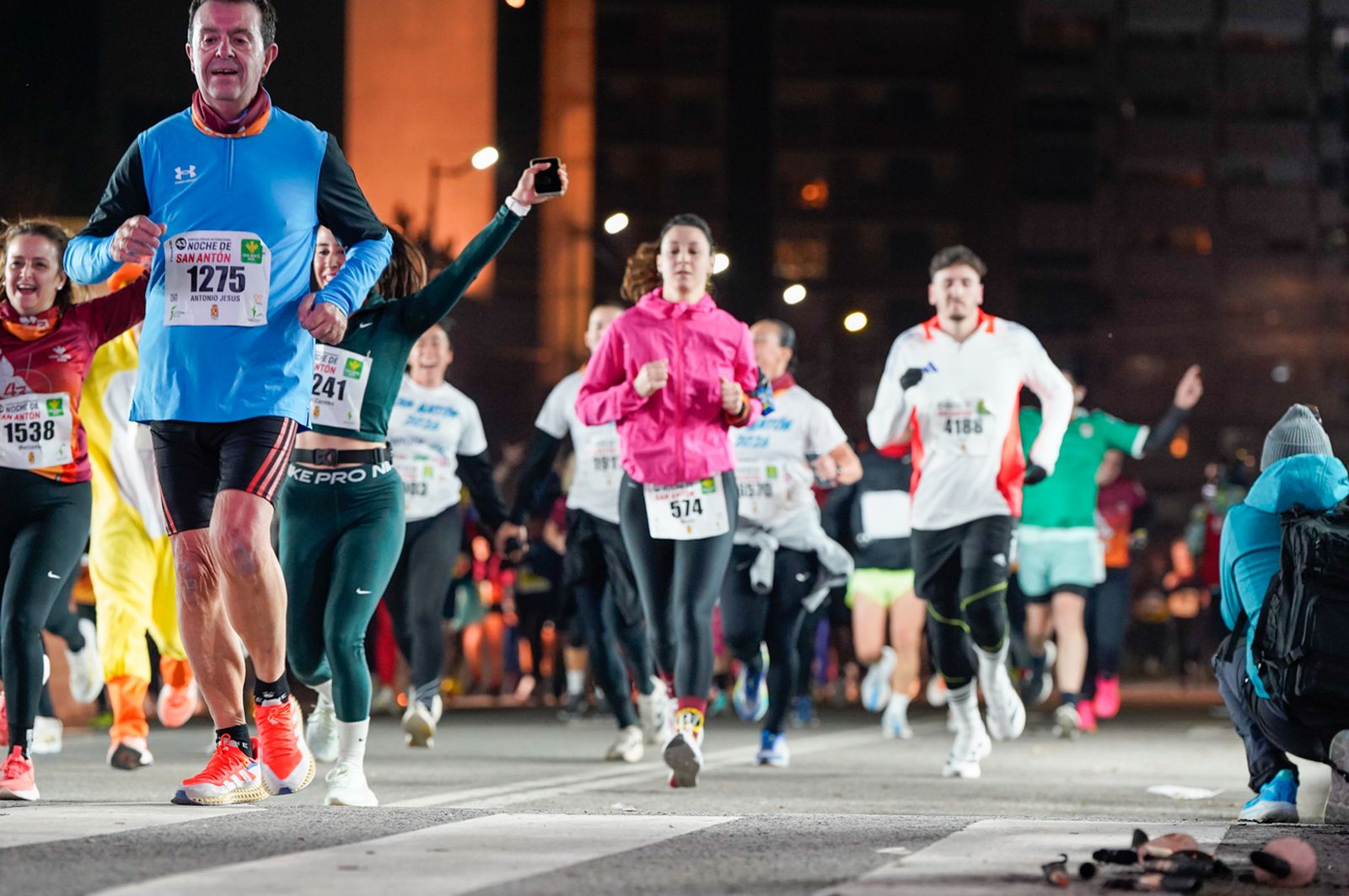 En imágenes: búscate en tu llegada a meta de la Carrera de San Antón 2026 (19)