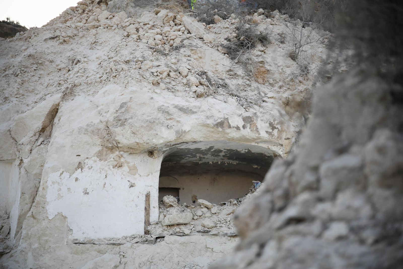 Imágenes de los refugios de la guerra civil descubierto en el barrio de Las Trincheras